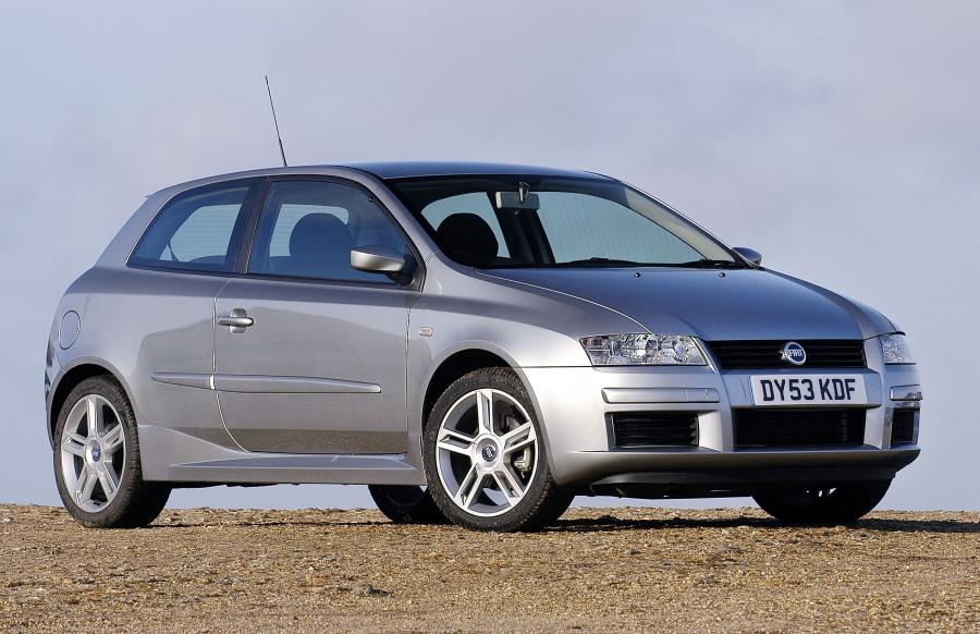  Fiat Stilo 3-Door 2004 года  (UK) (фото 1 из 10)